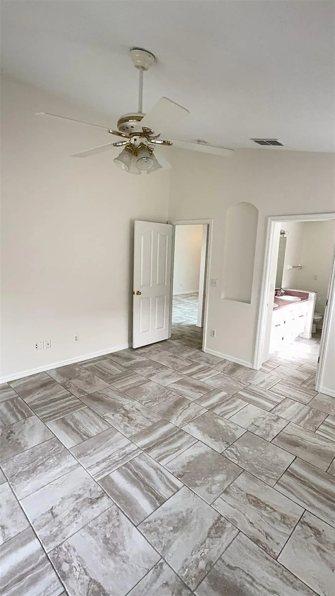 8517 Fawn Creek Drive Tampa FL 33626