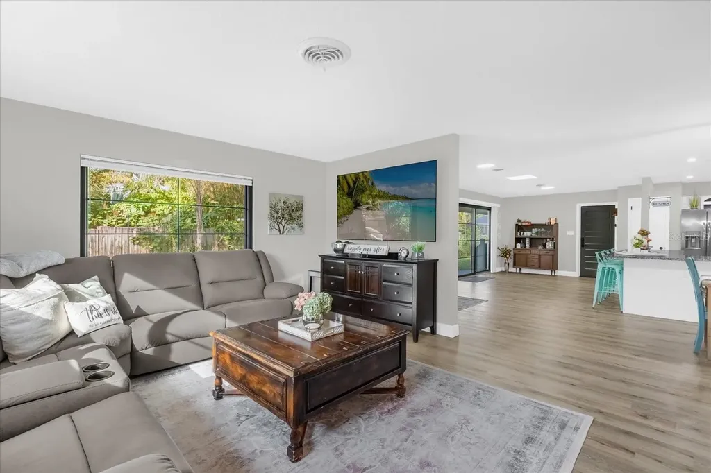 806 Arlington Boulevard Altamonte Springs FL 32701