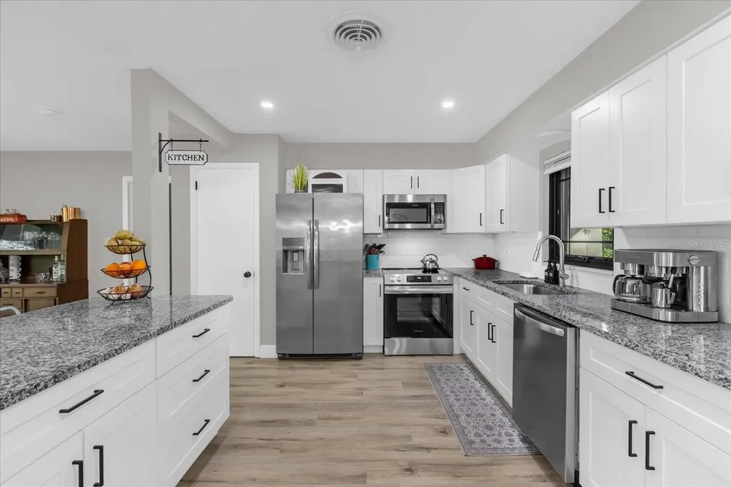 806 Arlington Boulevard Altamonte Springs FL 32701