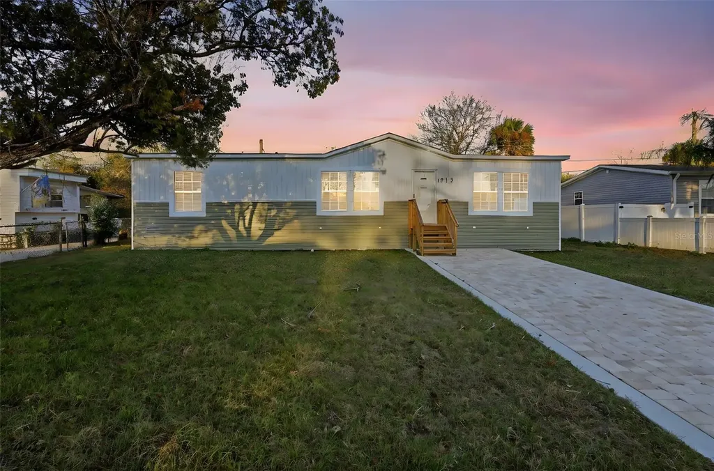 1913 Woodcrest Drive Ormond Beach FL 32174