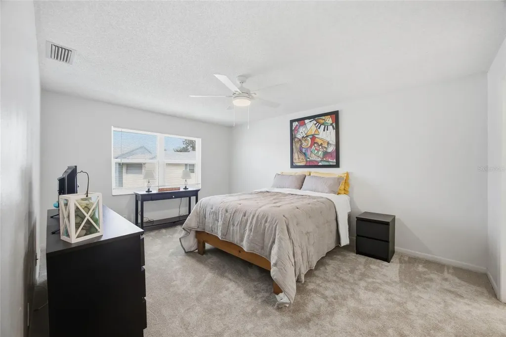 3244 38th Way S St Petersburg FL 33711