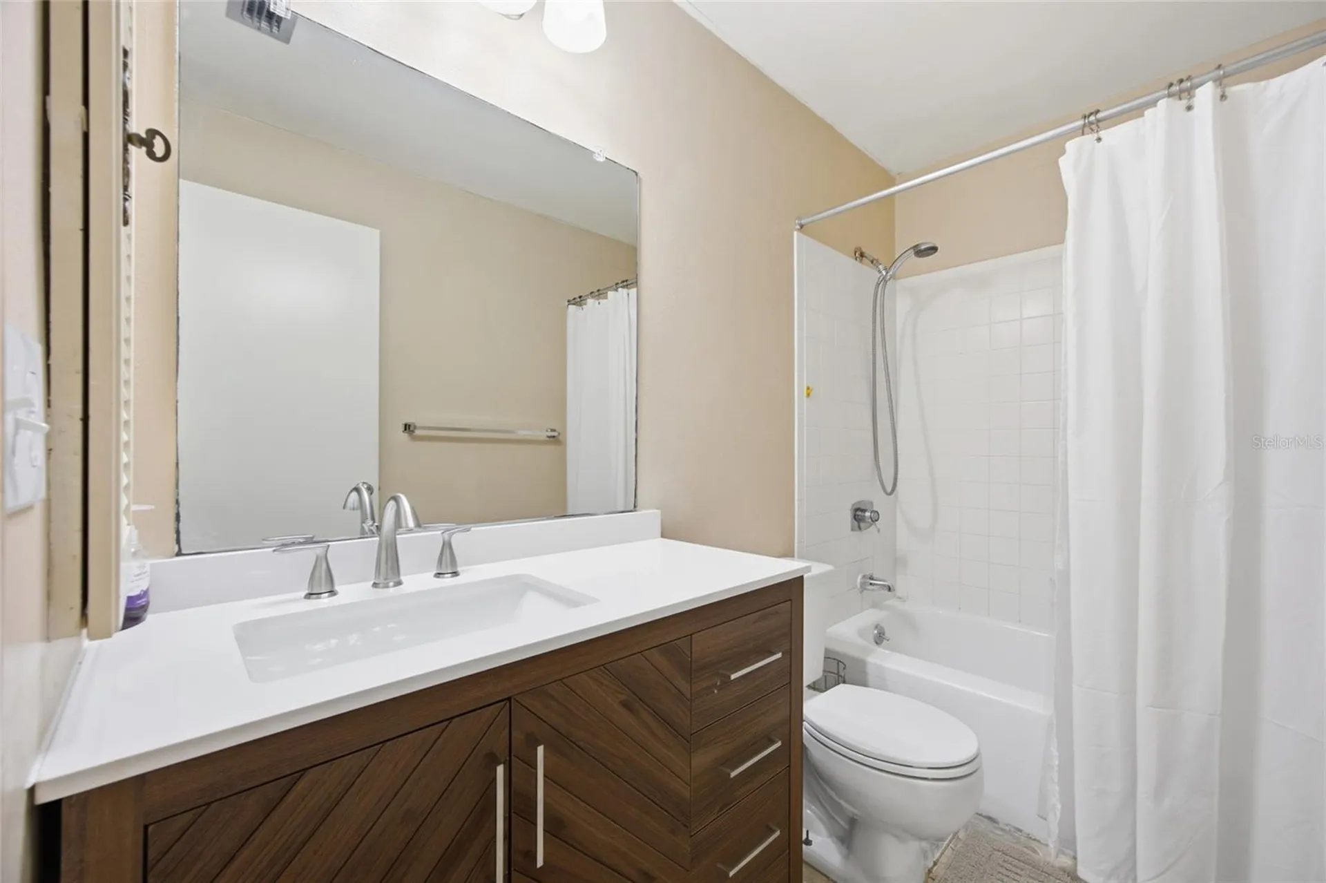 3244 38th Way S St Petersburg FL 33711