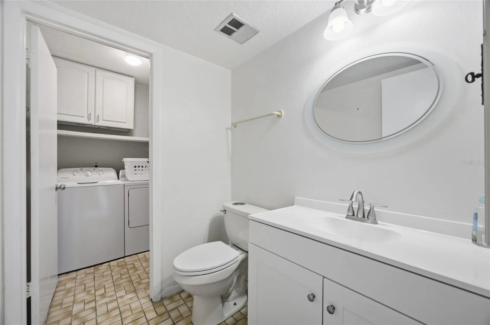 3244 38th Way S St Petersburg FL 33711