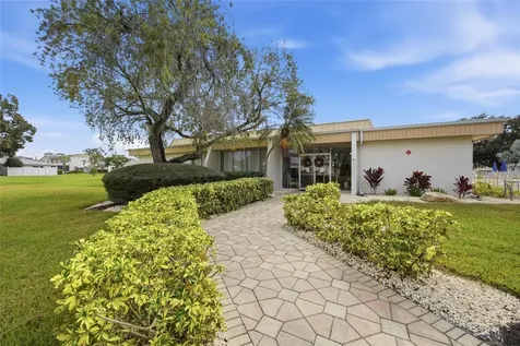 3244 38th Way S St Petersburg FL 33711