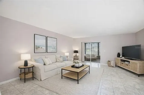 3244 38th Way S St Petersburg FL 33711