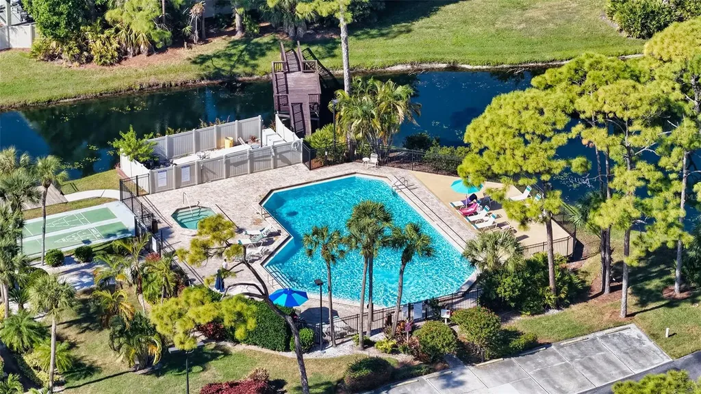 3711 Pinecone Court Sarasota FL 34238