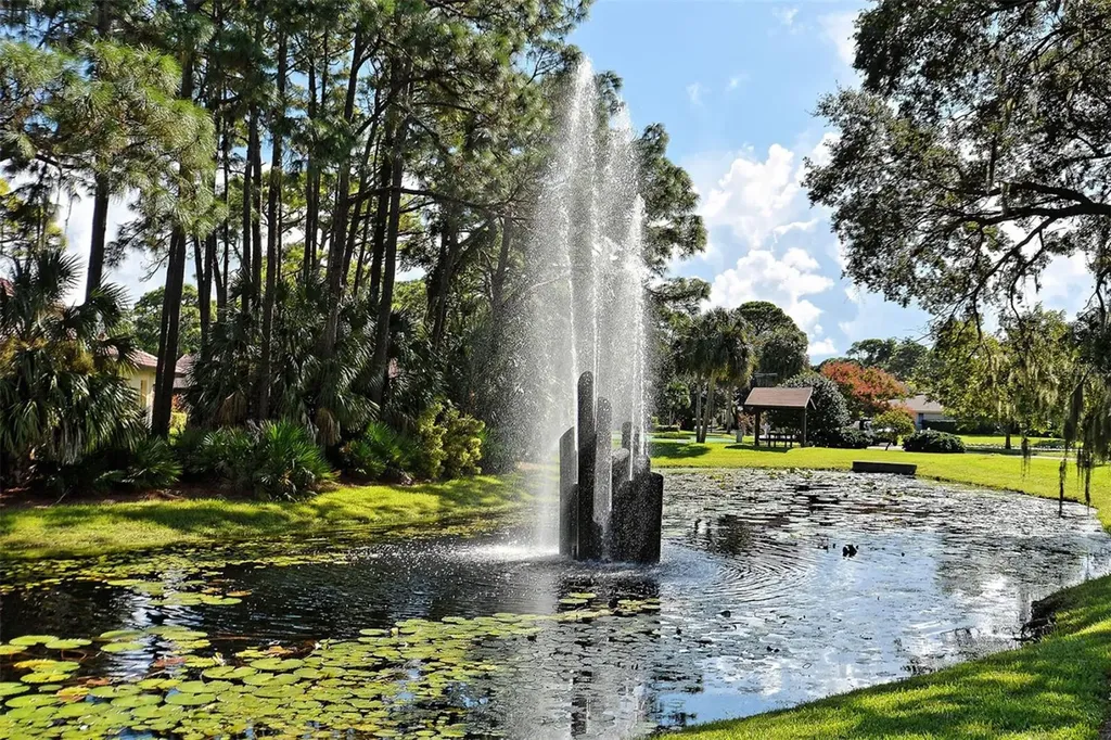 3711 Pinecone Court Sarasota FL 34238