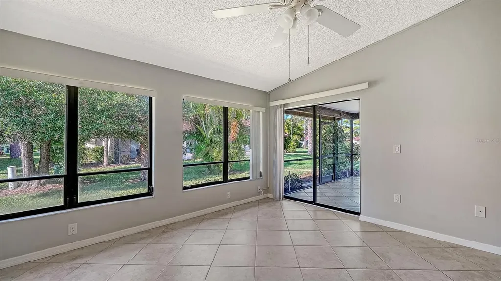 3711 Pinecone Court Sarasota FL 34238