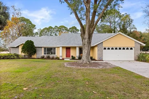 7741 Lake Andrea Circle Mount Dora FL 32757
