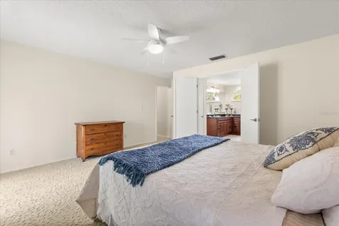 7741 Lake Andrea Circle Mount Dora FL 32757