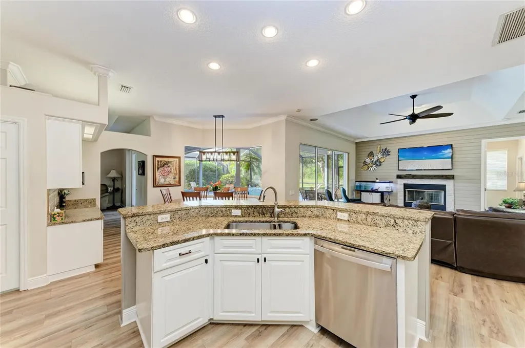 1906 154th Street E Bradenton FL 34212