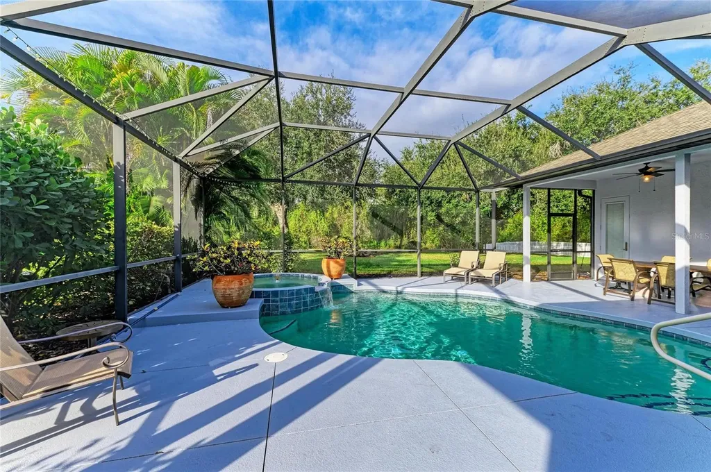 1906 154th Street E Bradenton FL 34212