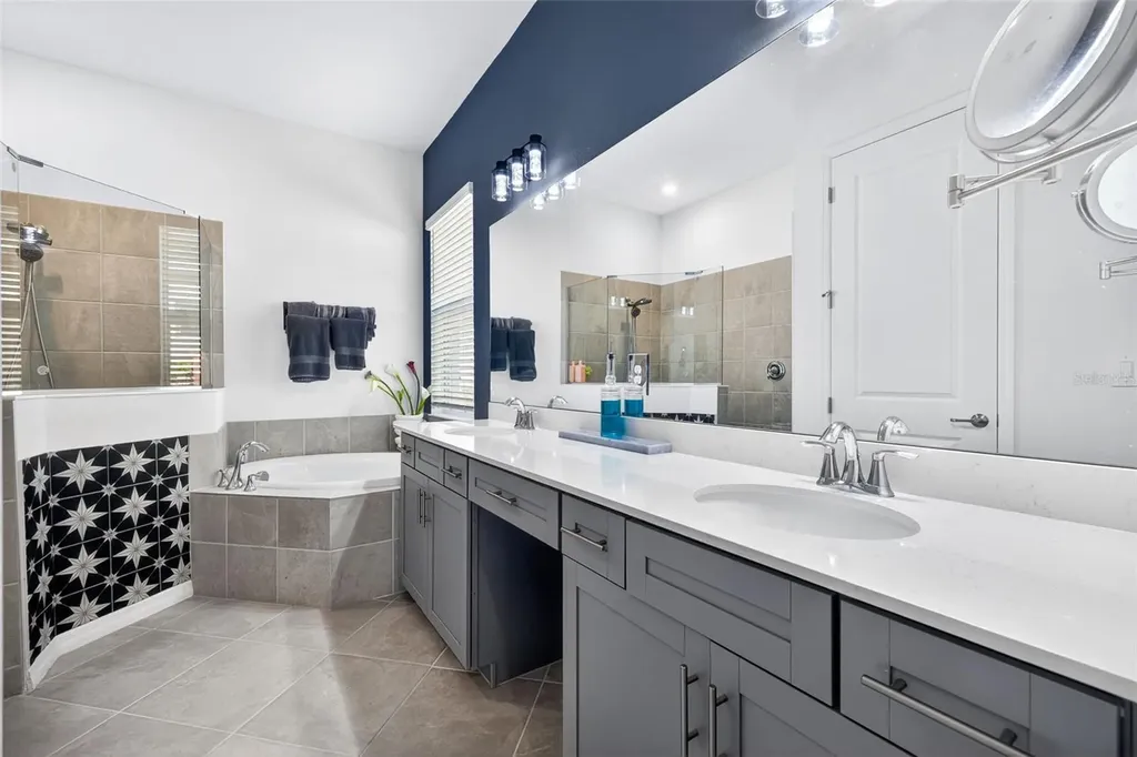 12752 Tulum Loop Venice FL 34293