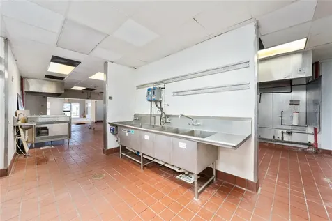 7155 S Orange Blossom Trail Orlando FL 32809