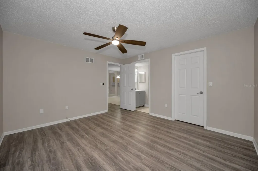 2971 Estancia Boulevard Clearwater FL 33761