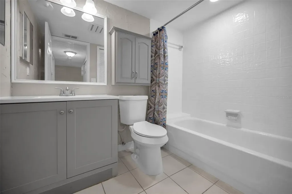 2971 Estancia Boulevard Clearwater FL 33761