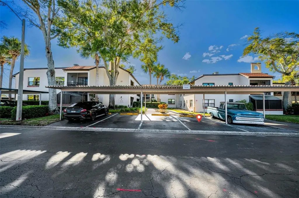 2971 Estancia Boulevard Clearwater FL 33761