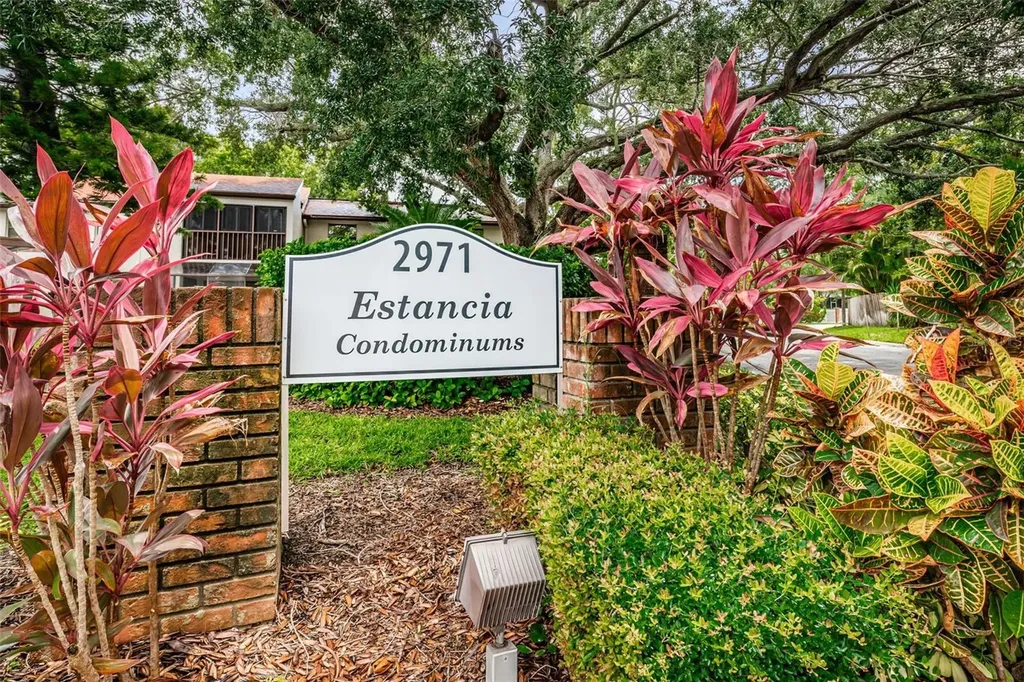 2971 Estancia Boulevard Clearwater FL 33761