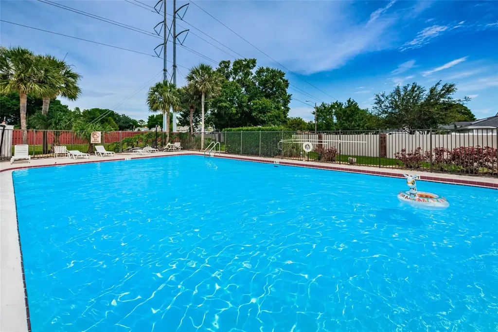 2971 Estancia Boulevard Clearwater FL 33761