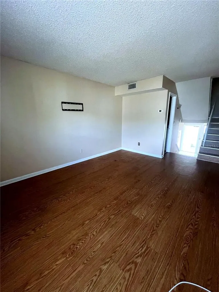 7323 Jackson Springs Road Tampa FL 33634