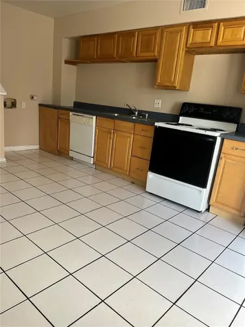 7323 Jackson Springs Road Tampa FL 33634