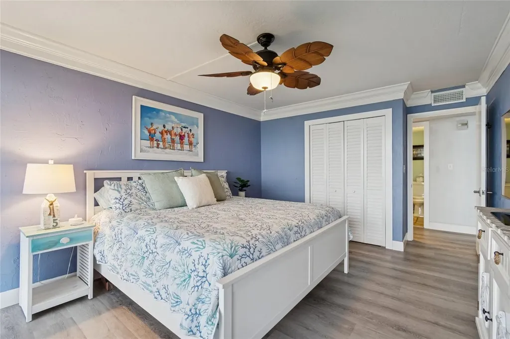1 Key Capri Treasure Island FL 33706