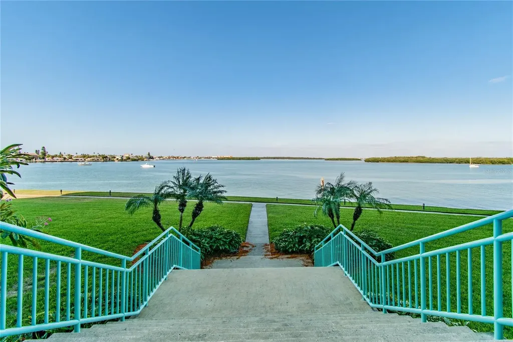 1 Key Capri Treasure Island FL 33706