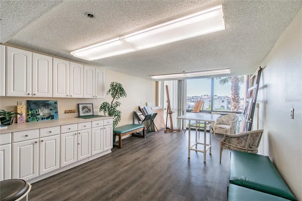 1 Key Capri Treasure Island FL 33706