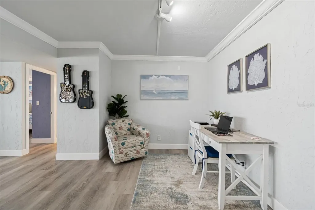 1 Key Capri Treasure Island FL 33706