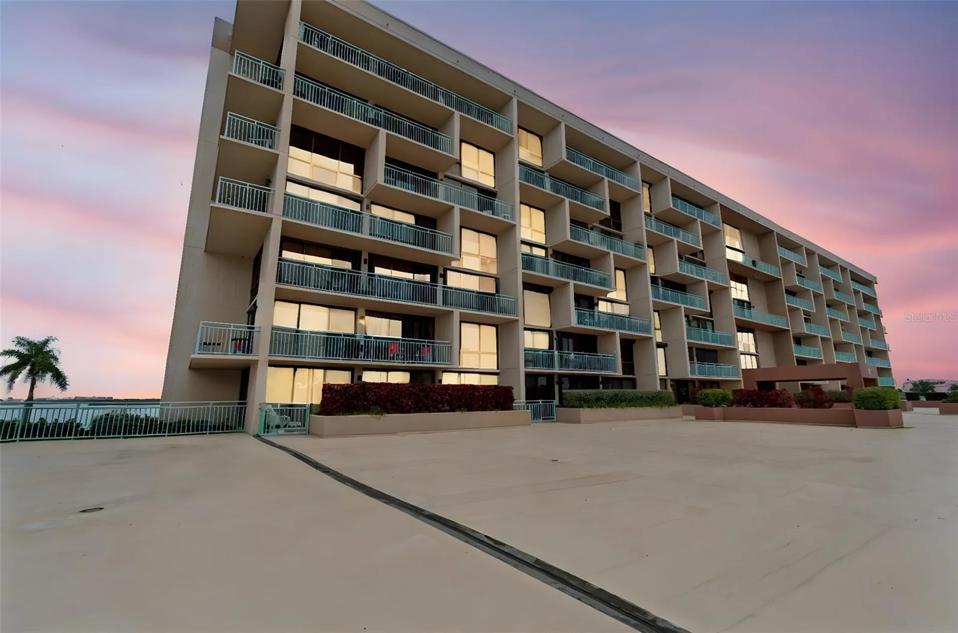 1 Key Capri Treasure Island FL 33706