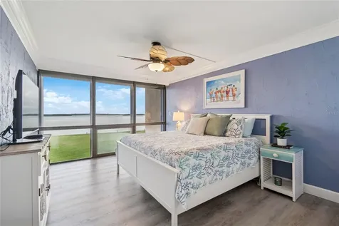 1 Key Capri Treasure Island FL 33706