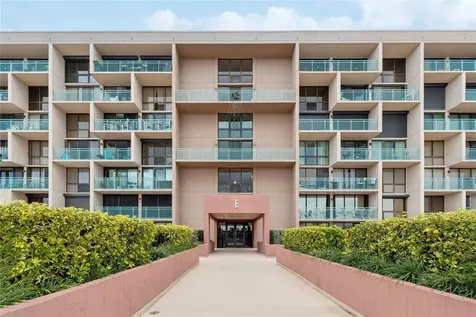 1 Key Capri Treasure Island FL 33706