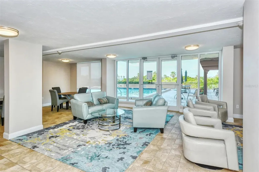 101 S Gulfstream Avenue Sarasota FL 34236