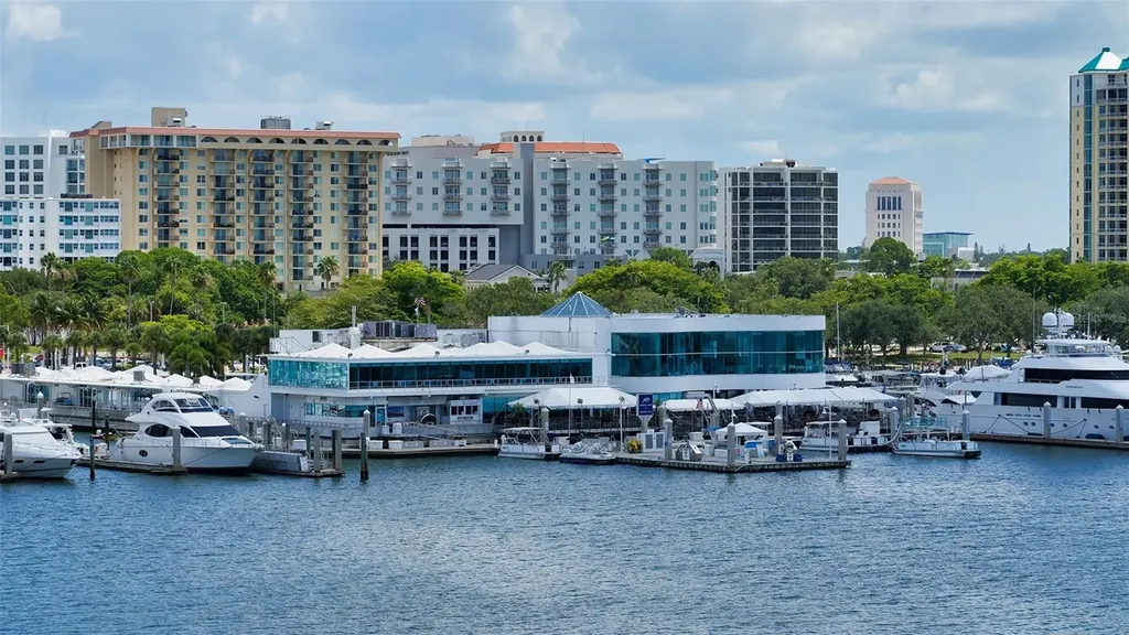 101 S Gulfstream Avenue Sarasota FL 34236