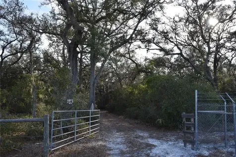 81 Clouds Avenue Interlachen FL 32148