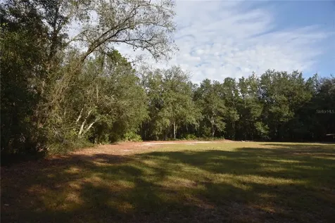 81 Clouds Avenue Interlachen FL 32148