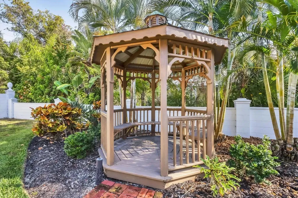18 Golf View Drive Englewood FL 34223