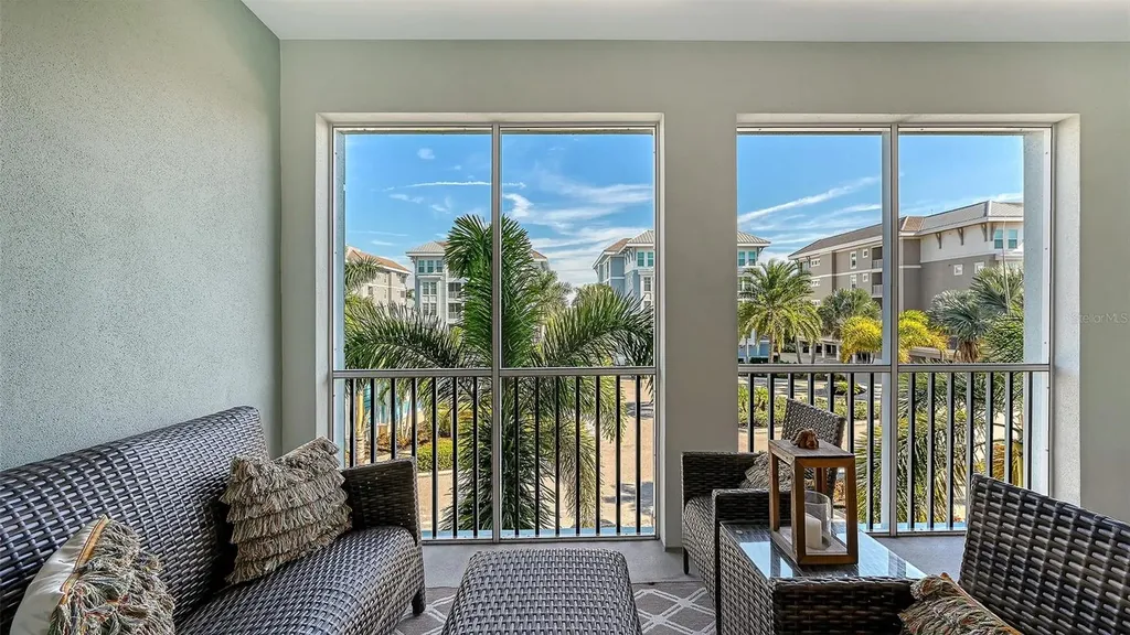 388 Aruba Circle Bradenton FL 34209