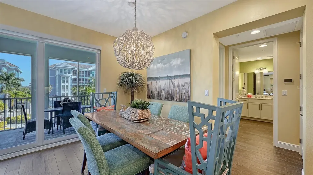388 Aruba Circle Bradenton FL 34209