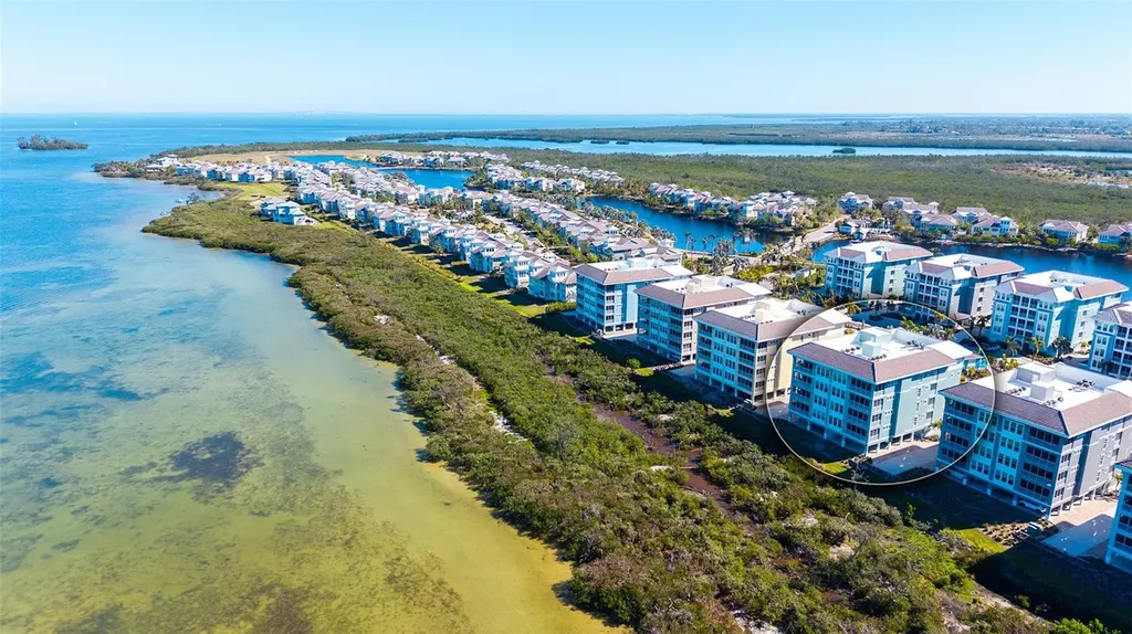 388 Aruba Circle Bradenton FL 34209