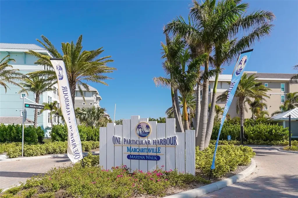 388 Aruba Circle Bradenton FL 34209