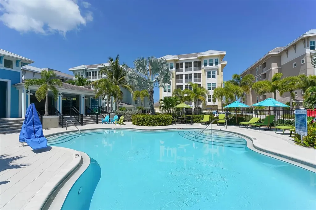388 Aruba Circle Bradenton FL 34209