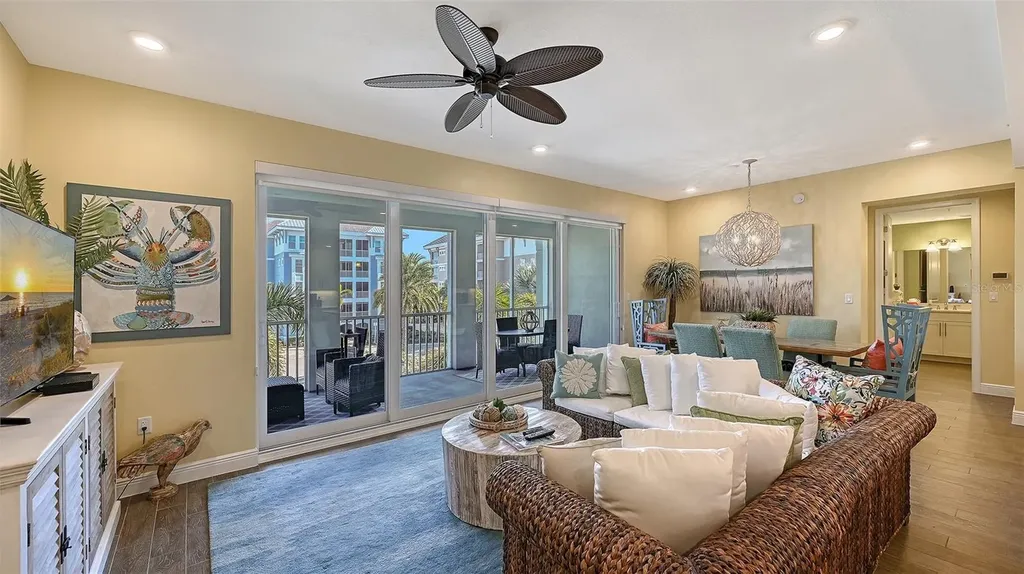 388 Aruba Circle Bradenton FL 34209