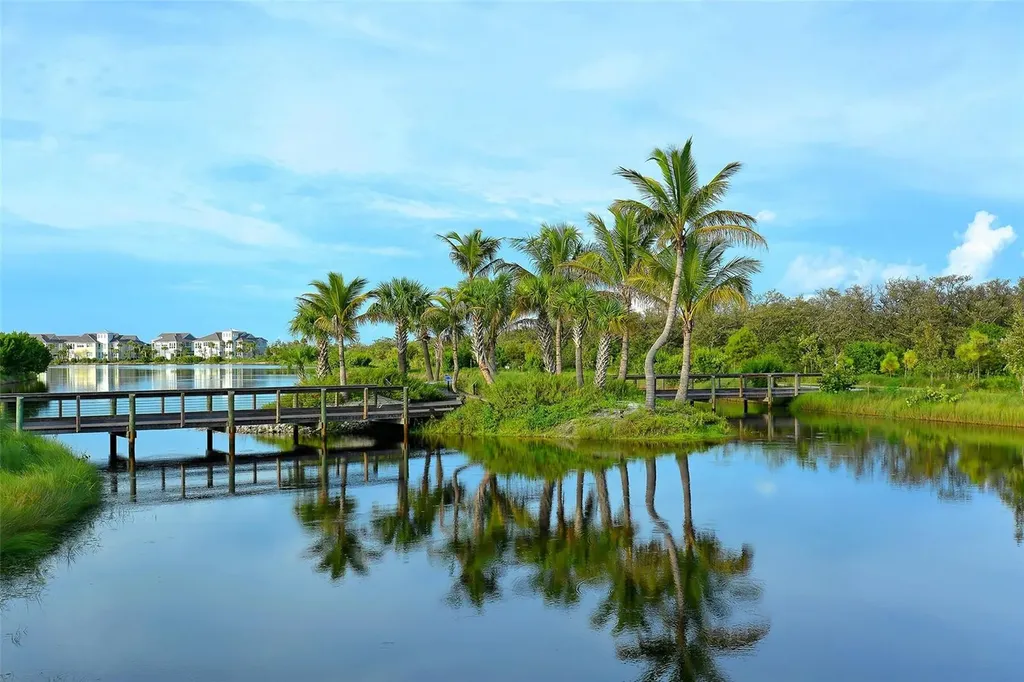 388 Aruba Circle Bradenton FL 34209