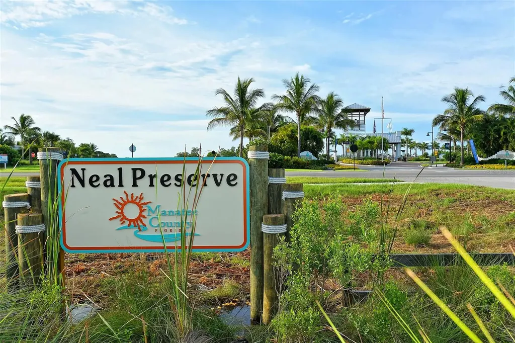 388 Aruba Circle Bradenton FL 34209