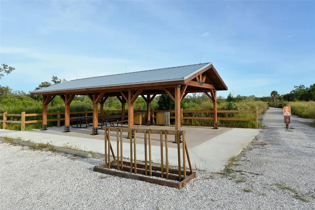 388 Aruba Circle Bradenton FL 34209