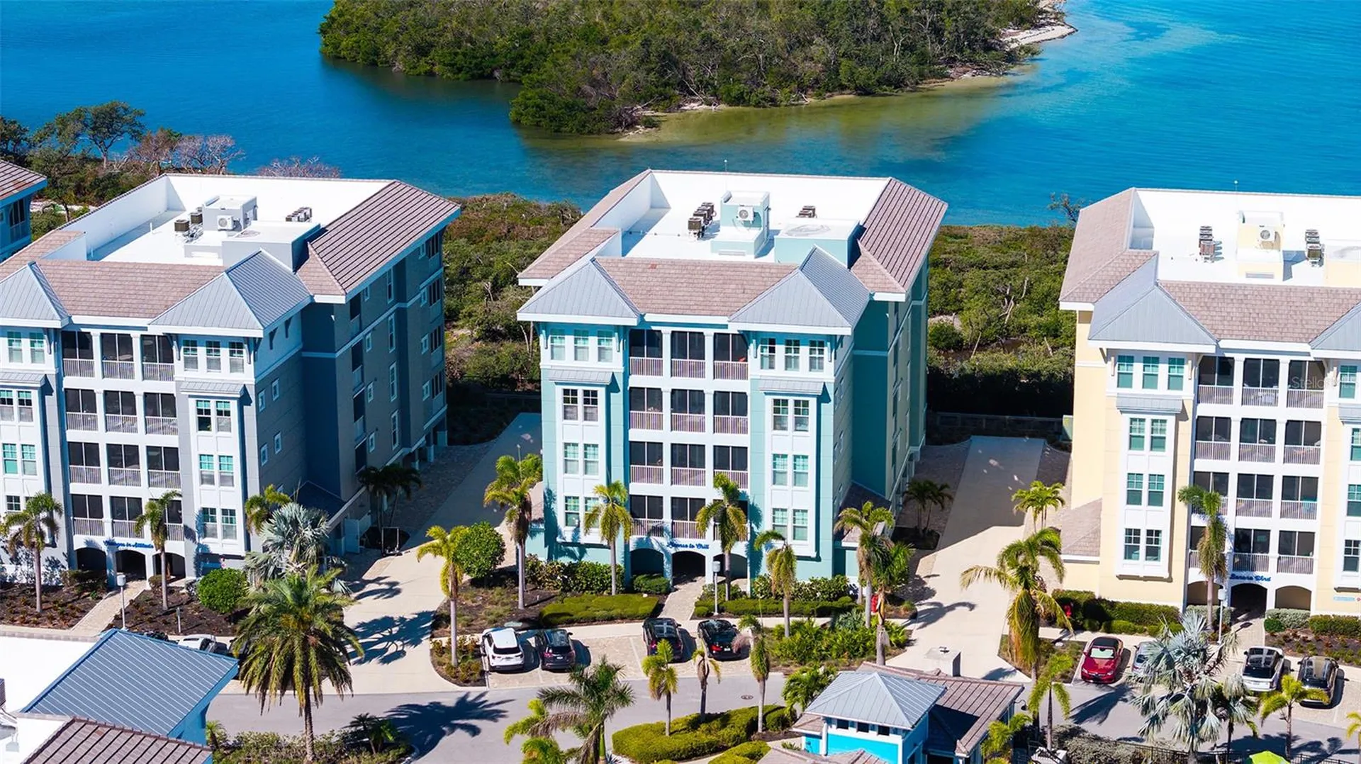388 Aruba Circle Bradenton FL 34209