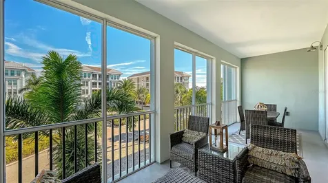 388 Aruba Circle Bradenton FL 34209