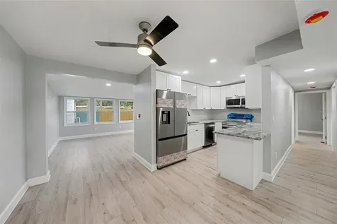 2162 Barcelona Drive Clearwater FL 33764