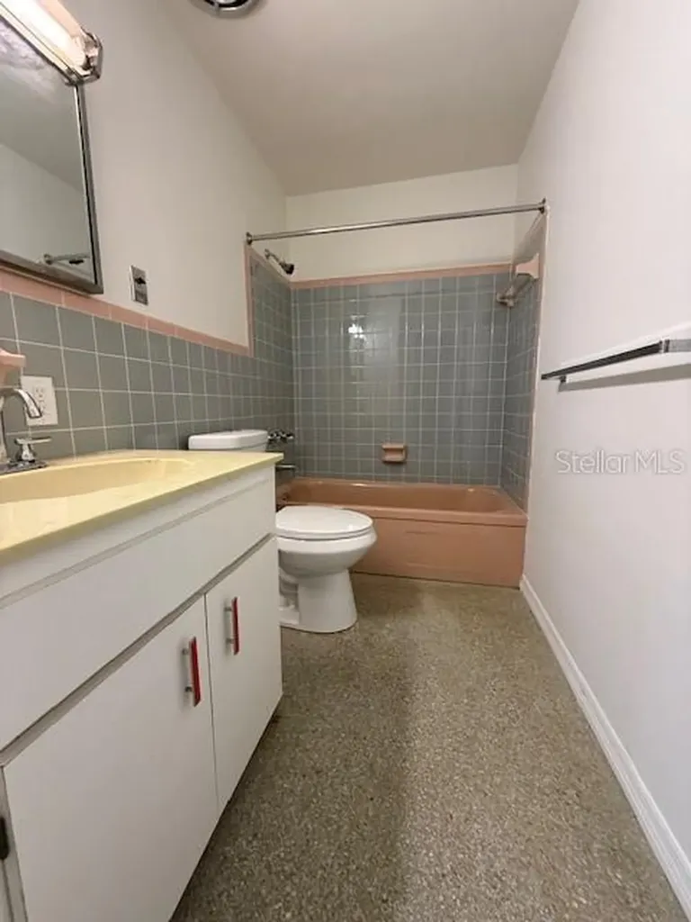 5300 18 Street Zephyrhills FL 33542